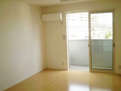 Living and room. Day is good with large windows