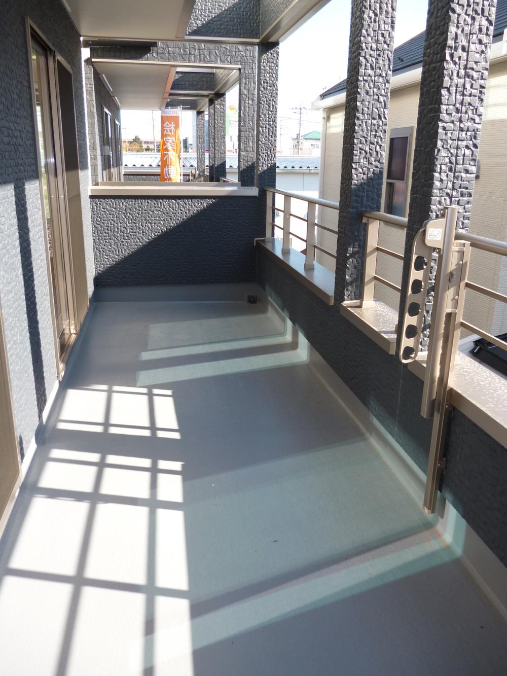 Balcony. Building 2 wide balcony