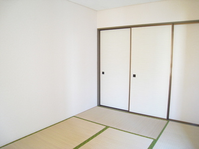 Living and room. After allese-style room in the futon faction