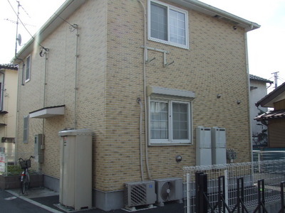 Building appearance. Renewal fee unnecessary!