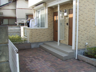 Entrance. Entrance around