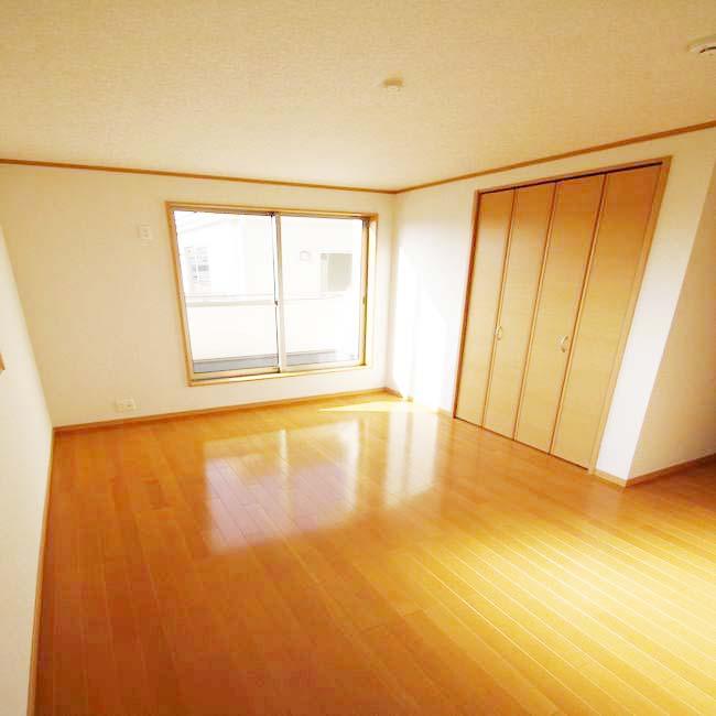 Model house photo. Storage space is also rich Western-style