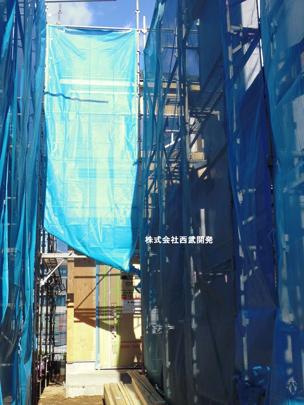 Local appearance photo. Local (12 May 2013) Shooting