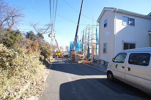 Local photos, including front road. Local (12 May 2013) Shooting