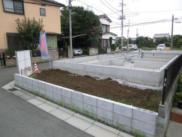 Local photos, including front road