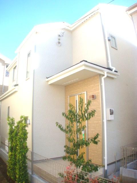 Local appearance photo