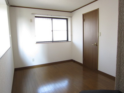 Living and room. With a Western-style housing