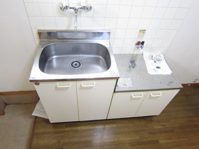 Kitchen. Gas stove installed Friendly Kitchen