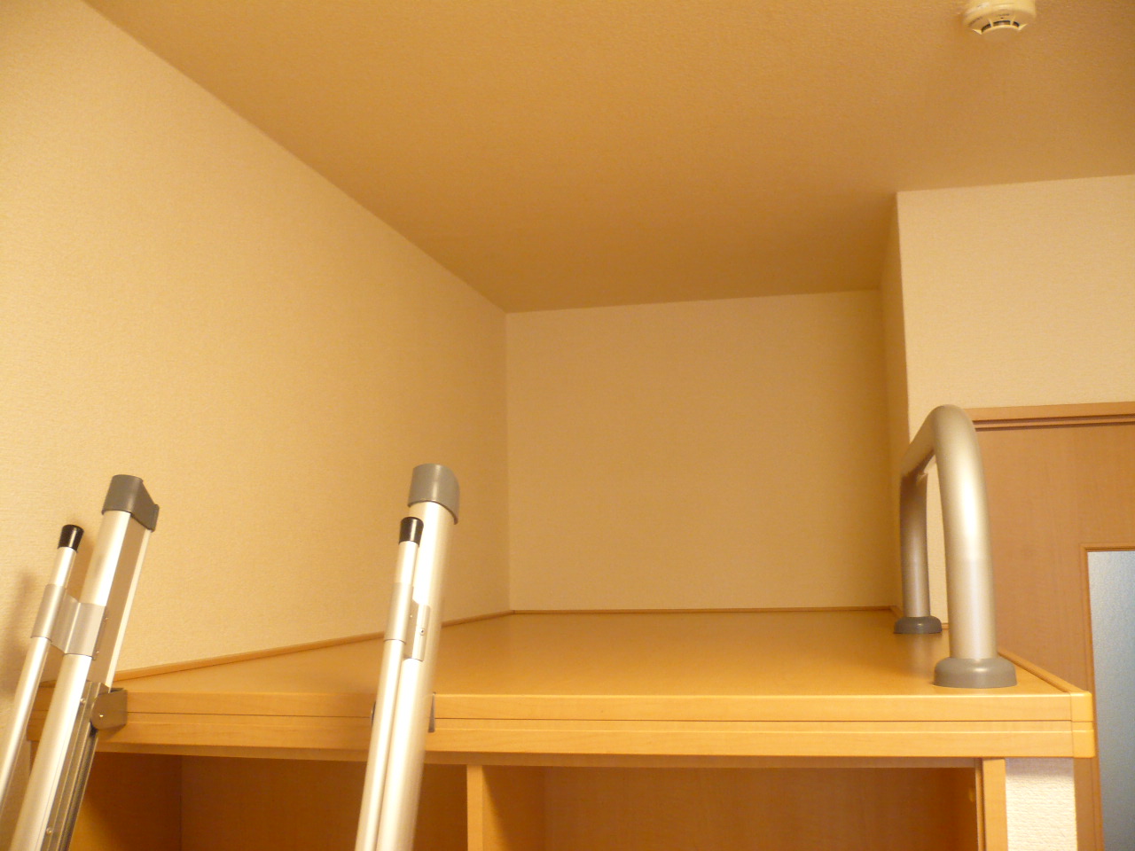 Other Equipment. bed