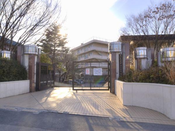 Junior high school. 1200m up to junior high school in Saitama City three-chamber junior high school