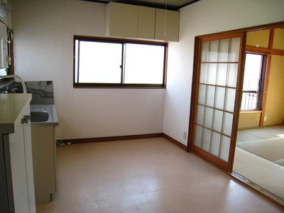 Living and room. Family gatherings is here ☆