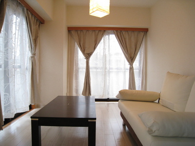 Living and room. Model room implementation is being