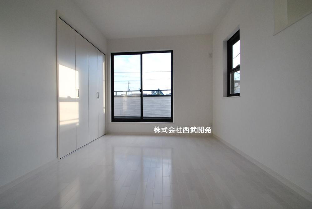 Non-living room. Indoor (September 2013) Shooting