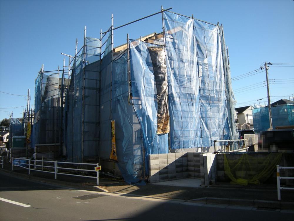 Local appearance photo. Local tours held!  All eight buildings Zenshitsuminami direction Face-to-face kitchen South-facing bright LDK14.75 Pledge A quiet residential area Mortgage performance evaluation of the peace of mind