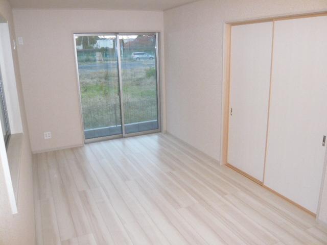 Same specifications photos (living). Local (11 May 2013) Shooting