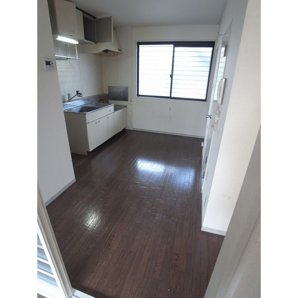 Living and room. DK6 Pledge