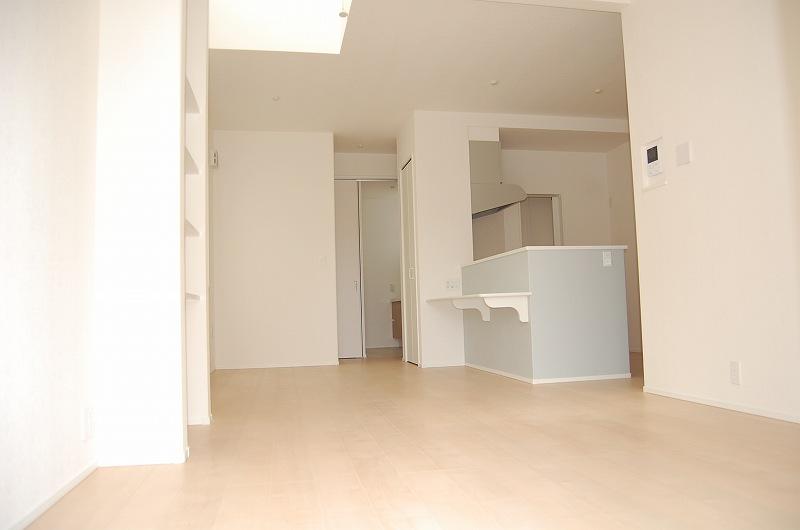 Living.  ◆ LDK in flow line of the family.  Room (August 2013) Shooting