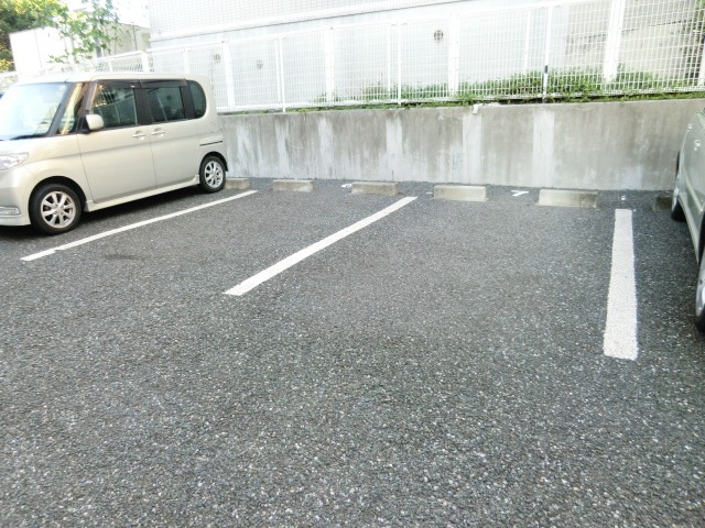 Parking lot