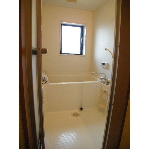 Bath. With reheating hot water supply