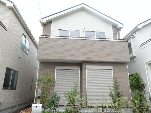 Local appearance photo. F Building: local (September 2013) Shooting