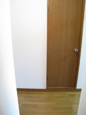 Entrance. This is the image I opened the front door ☆ 