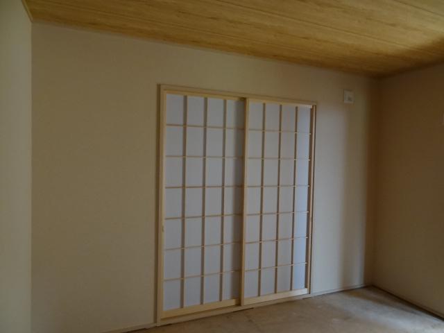 Other introspection. Indoor (September 2013) Shooting