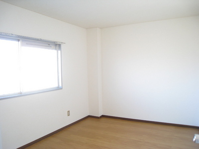 Living and room. Bedroom to an independent Western-style ◎