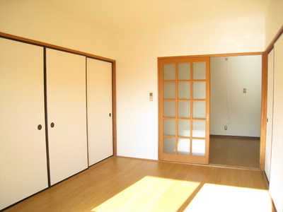 Living and room. This is an image when viewed from the veranda side