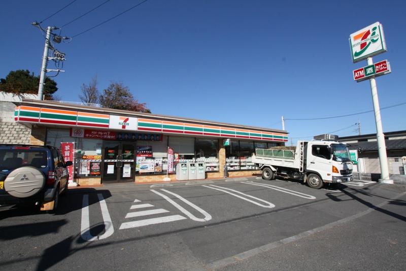Convenience store. 198m to Seven-Eleven Saitama Omaki shop