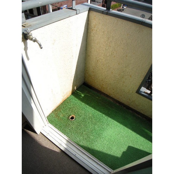 Balcony. Balcony Laundry Area