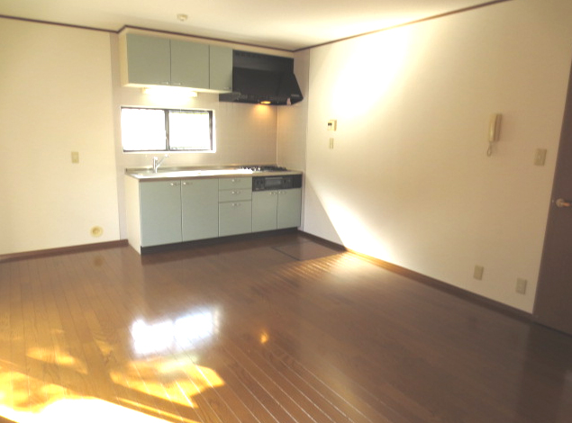 Living and room. LDK12 Pledge