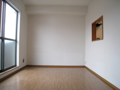 Living and room. Living room facing the balcony