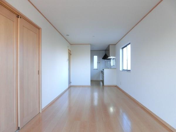 Living. Detached interior introspection Pictures - Living Living 16 Pledge