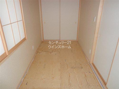 Non-living room. Building 2