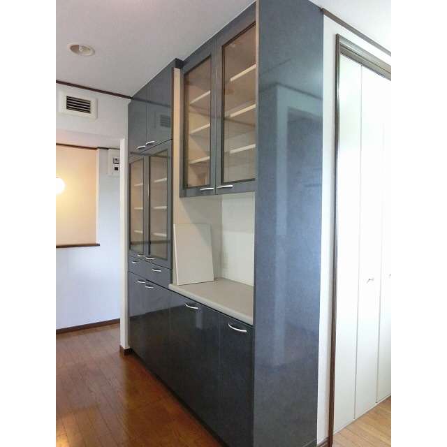 Receipt. Kitchen shelf