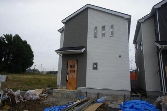 Local appearance photo. Building appearance