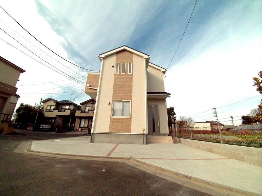 Local photos, including front road. Was building completed. Such as the actual image from per yang, We have to wait all the time so you can see directly.