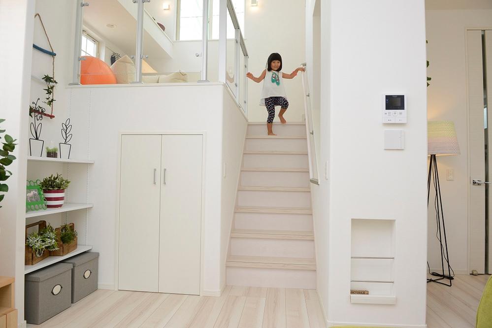 Model house photo. Handrail also attached to the design of the peace of mind in children