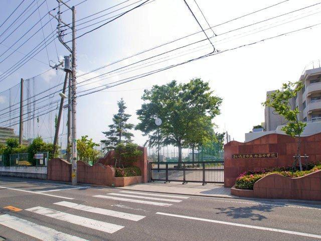 Junior high school. Utsutani 1600m until junior high school