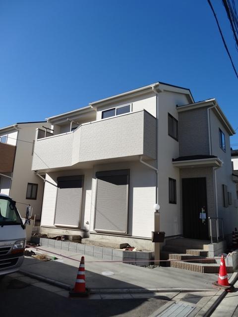 Local appearance photo. 7 Building: local (11 May 2013) Shooting