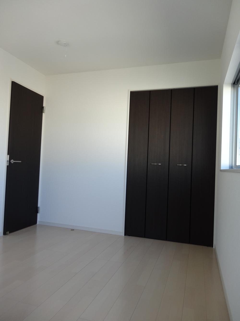 Non-living room. 1 Building: Indoor (11 May 2013) Shooting