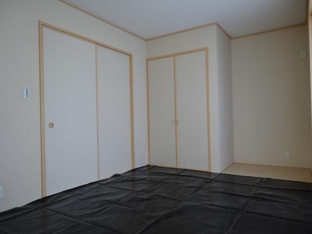 Non-living room. 6 Building: Indoor (11 May 2013) Shooting