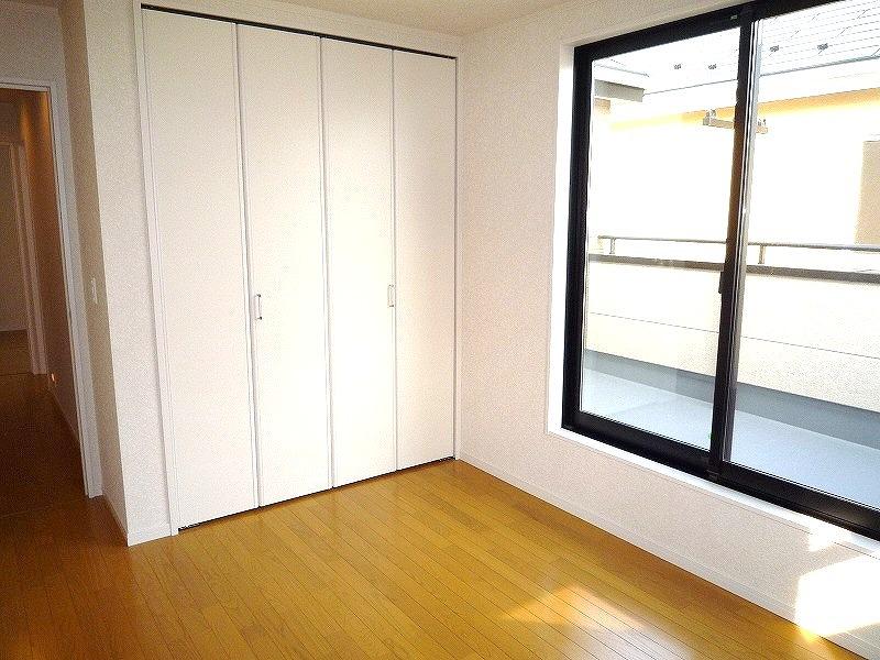 Model house photo. City gas ・ This sewage ・ Loose LDK ・ Lift down Wall ・ With cupboard mirror, We have our tour Allowed discount of attractive same day