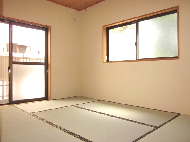 Living and room. ☆ Popular corner residence ・ Two-sided lighting is the room ☆
