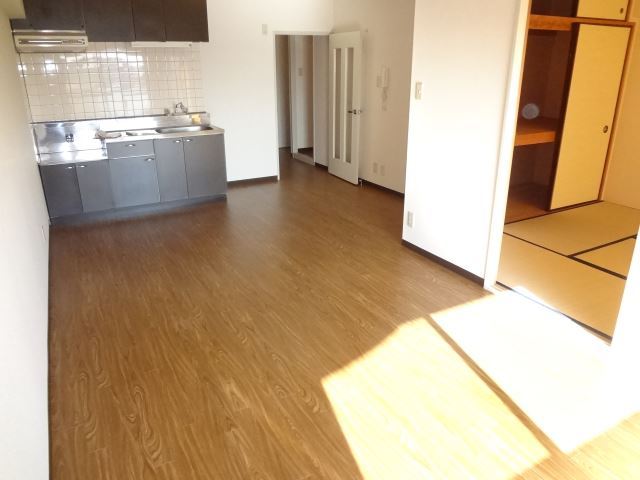 Living and room