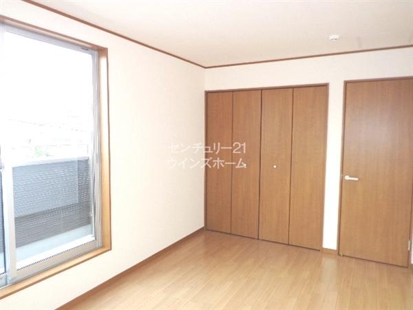 Non-living room. Building 2