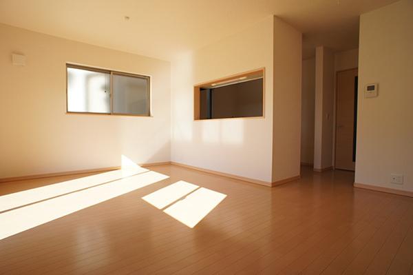 Living. Indoor (11 May 2013) Shooting 1 Building