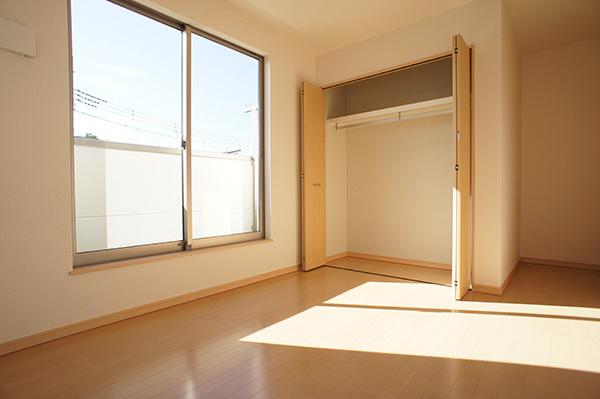 Non-living room. Indoor (11 May 2013) Shooting 1 Building