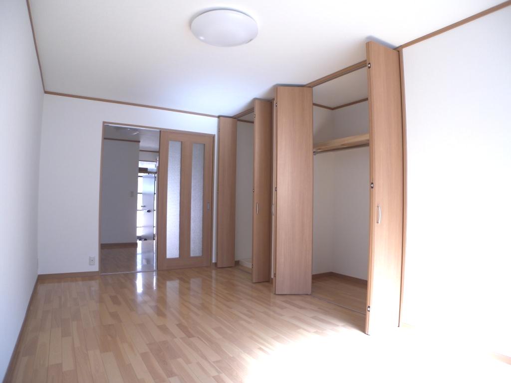 Other room space