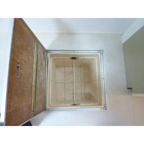 Other room space